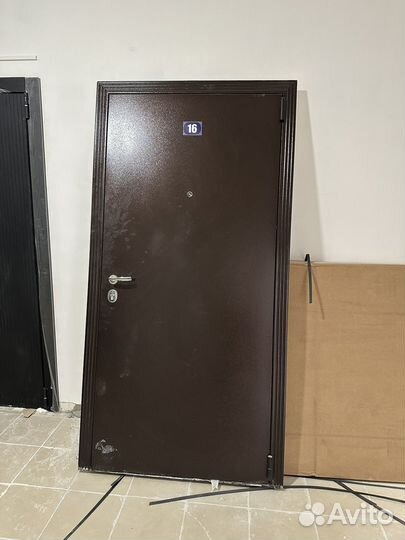 Дверь входная
