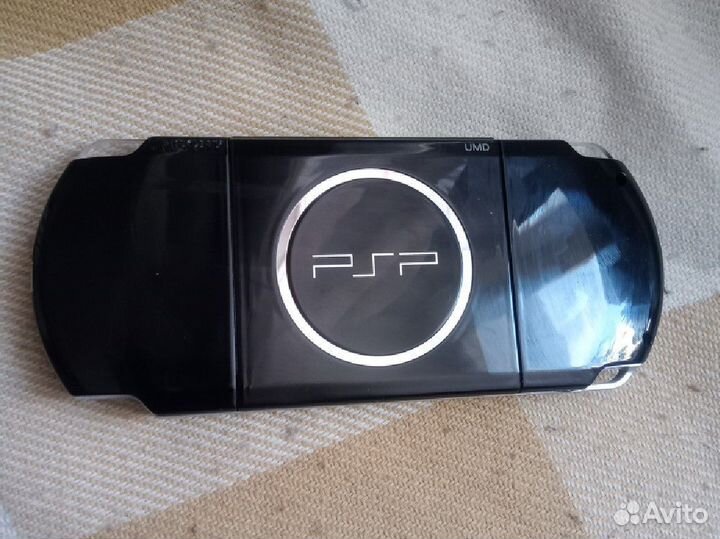 Sony PSP 3008 как новая