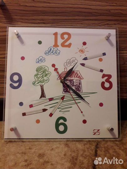 Часы настенные