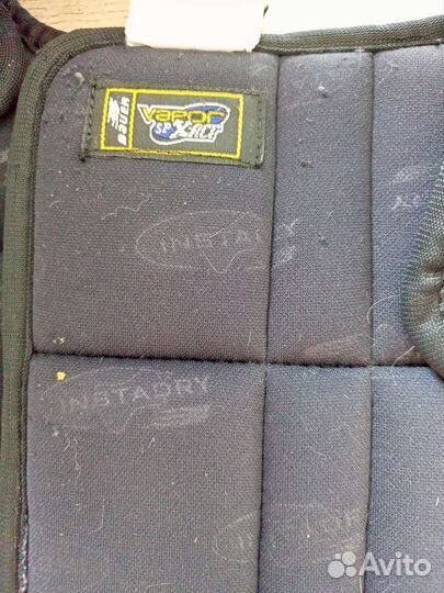 Нагрудник хоккейный bauer