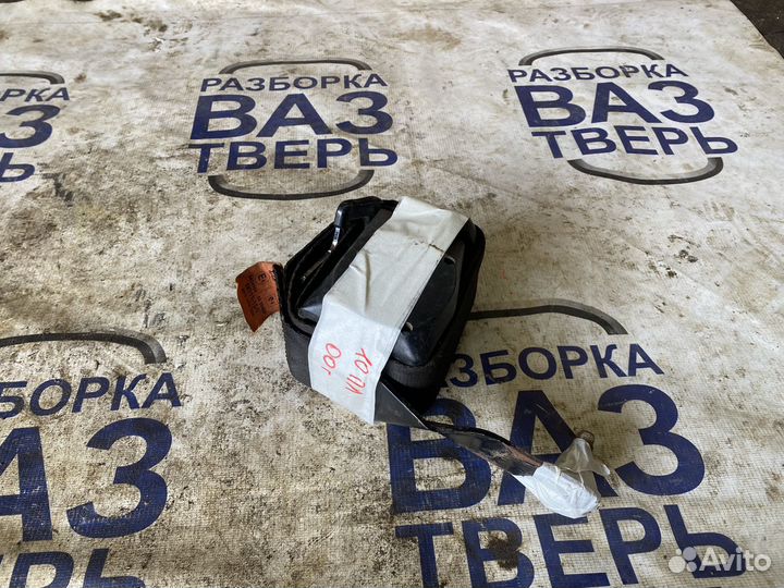 Ремень передний левый ваз 2110