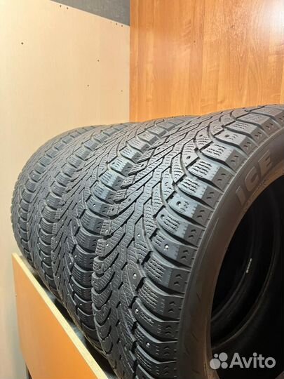 Pirelli Formula Ice 205/55 R16