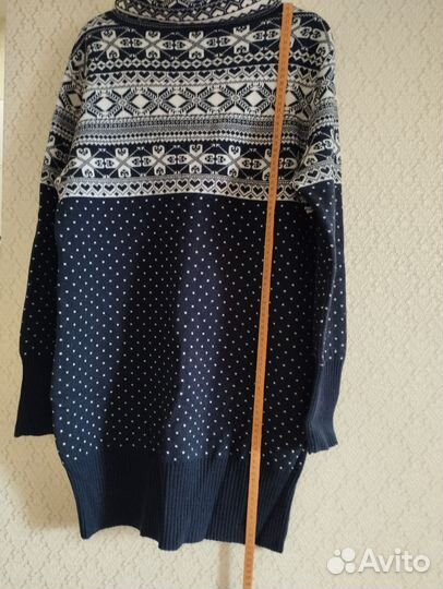 Свитер женский