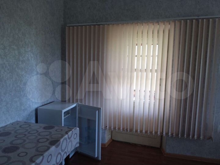 Комната 22 м² в 3-к., 4/4 эт.