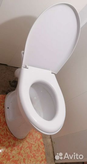 Унитаз с бачком бу