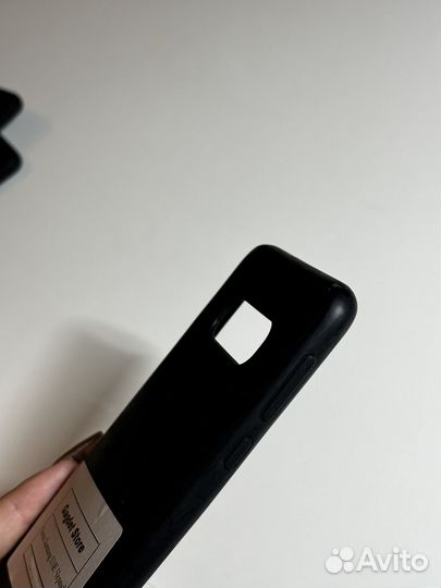 Чехол на Samsung S10E