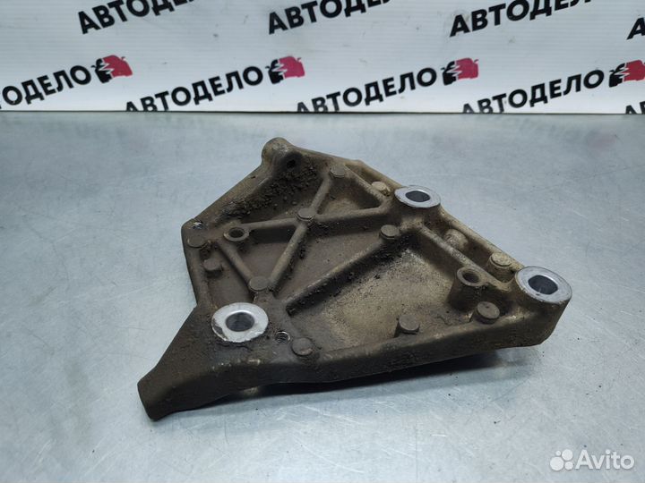 Кронштейн Honda Logo GA3 2000 г.в