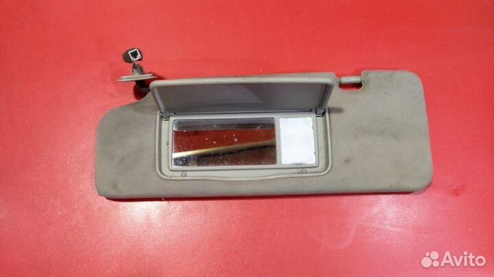 Козырек солнцезащитный передний левый Toyota Mark