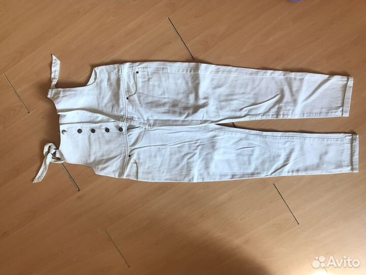 Комбинезон белый kiabi 44(38)