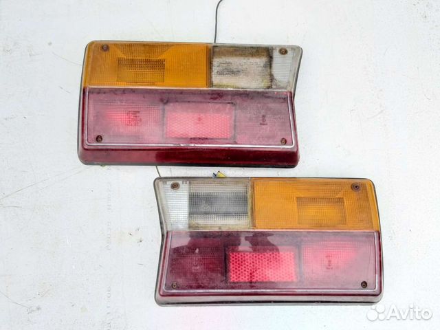 Задние фонари saab 99