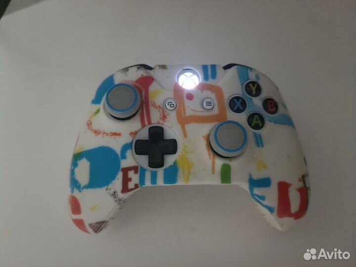 Xbox One s 1tb с играми