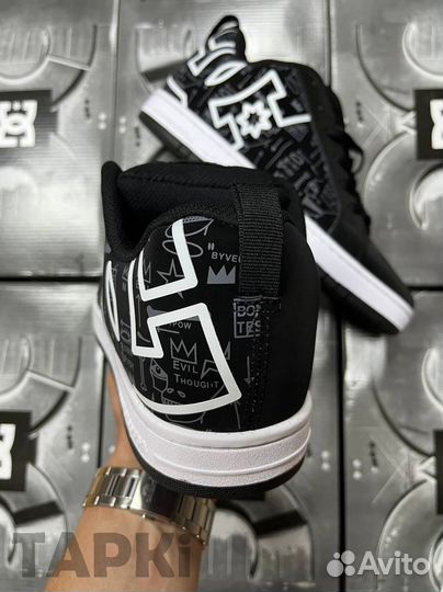 Кроссовки DC Court Graffic