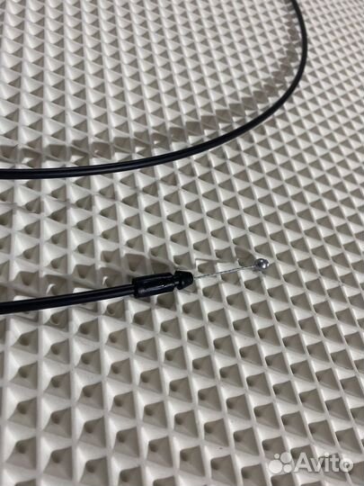 Трос капота mitsubishi carisma новый