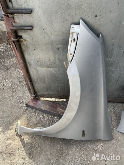 Крылья переднее kalina 2