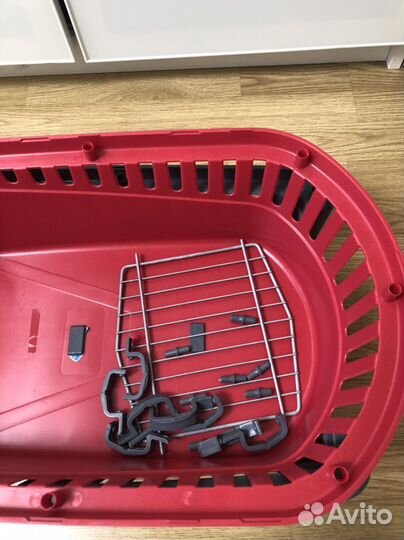 Переноска для кошек и маленьких собак