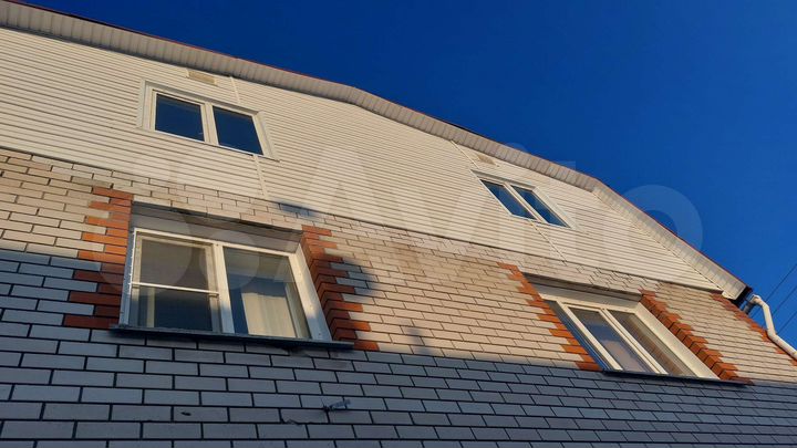 3-к. квартира, 64 м², 3/3 эт.