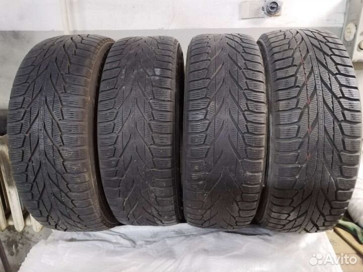 Nokian Tyres Hakkapeliitta R2 SUV 245/65 R17