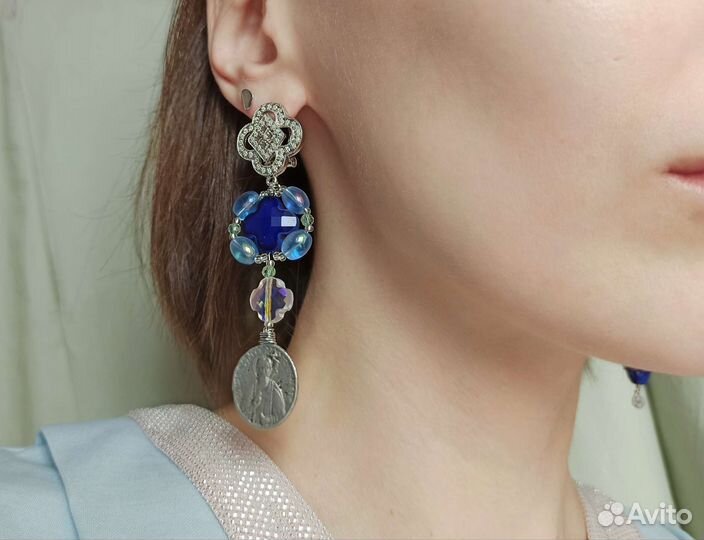 Серьги с иконкой