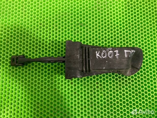 Ограничитель двери передний правый Volkswagen