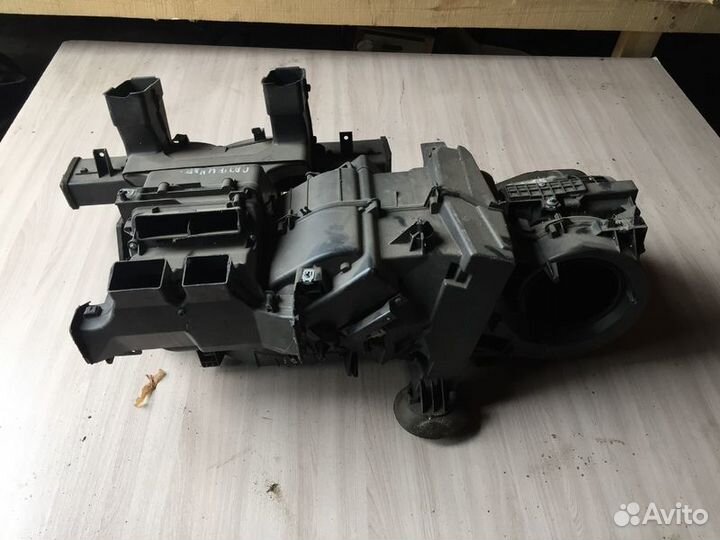 Корпус печки отопителя Nissan Pathfinder R51 с2004