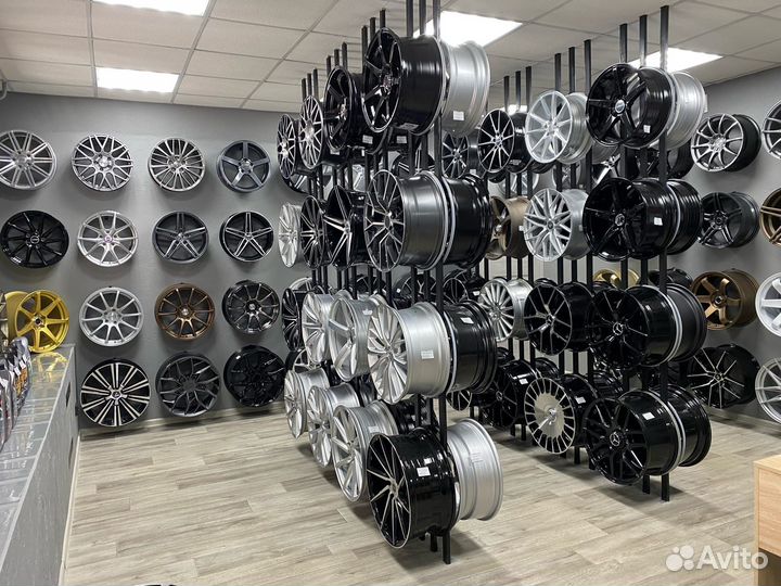 Диски Vossen CV5 R18 5x114.3