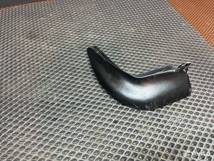 Брызговик задний левый Kia Ceed ED 2008