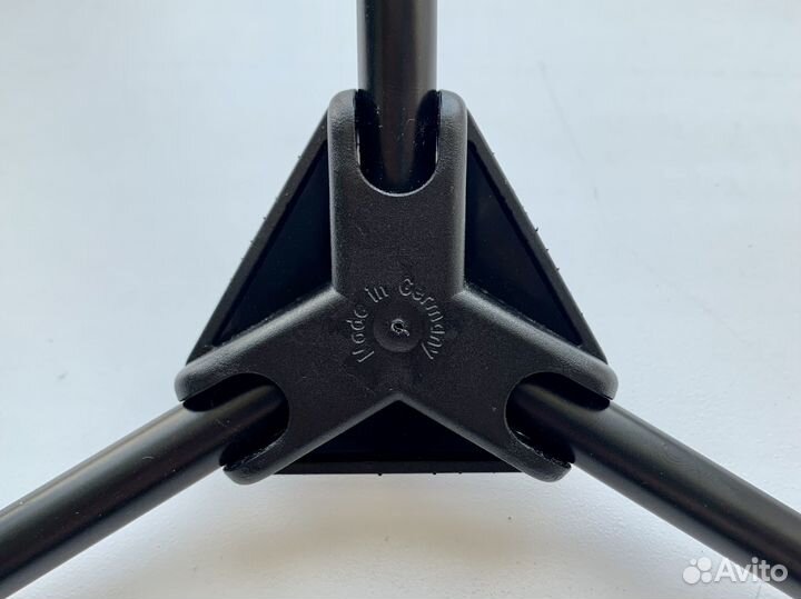 Настольная микрофонная стойка