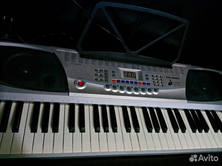 Синтезатор