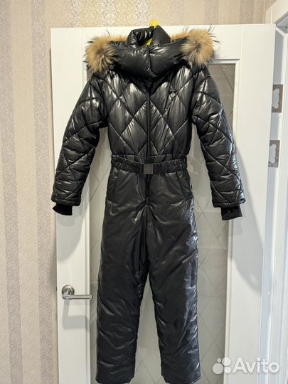 Зимний комбинезон для девочки 140 Gpk