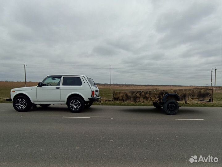 Прицеп легковой