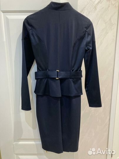 Платье вечернее