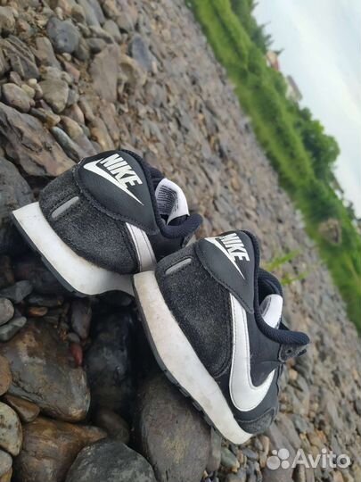 Оригинальные кроссовки Nike,35 размер