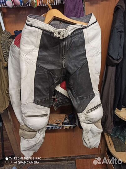 Мотокостюм