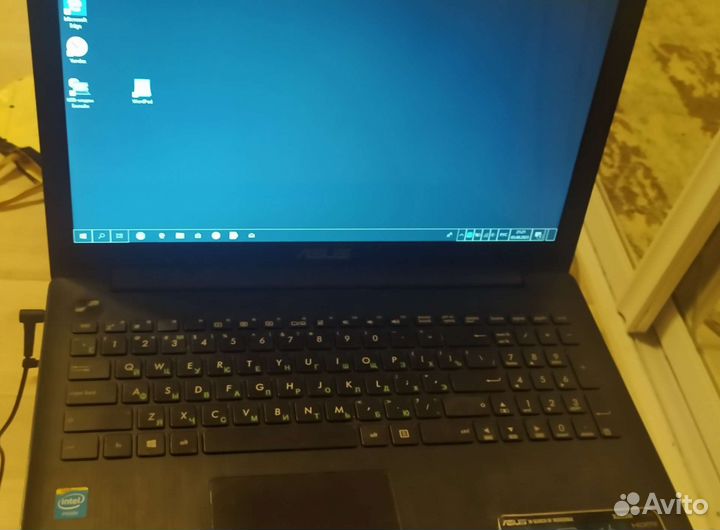 Ноутбук asus