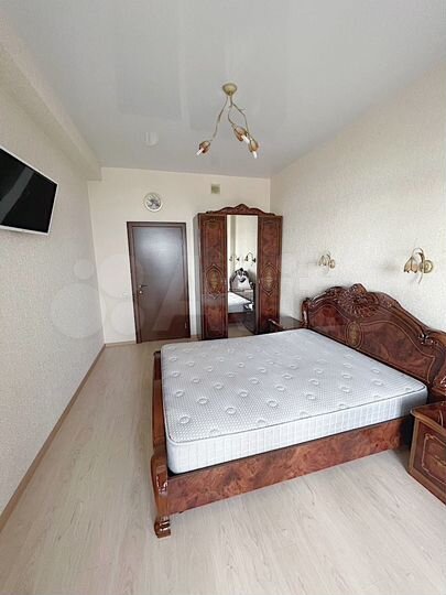 2-к. квартира, 60 м², 10/13 эт.