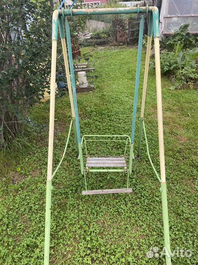 Детские качели уличные
