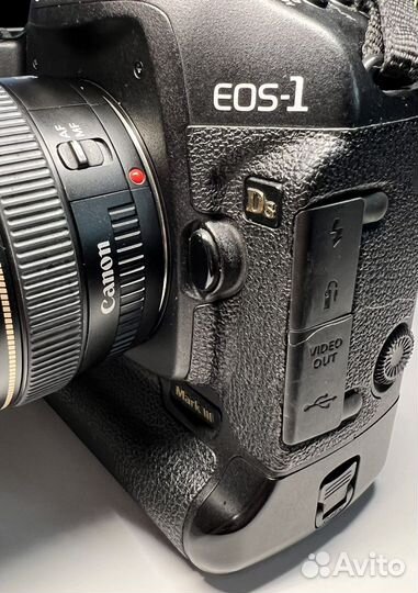 Фотоаппарат Canon EOS-1 Ds Mark III
