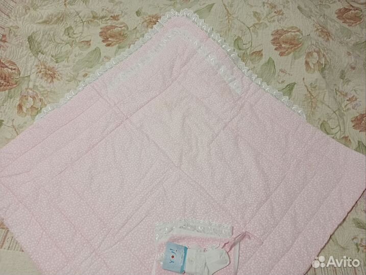 Много детских вещей на девочку