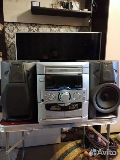 Музыкальный центр