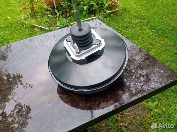 Вакуумный усилитель тормозов