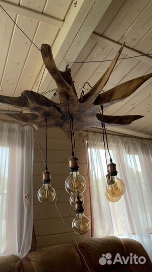 Люстра из дерева ручной работы