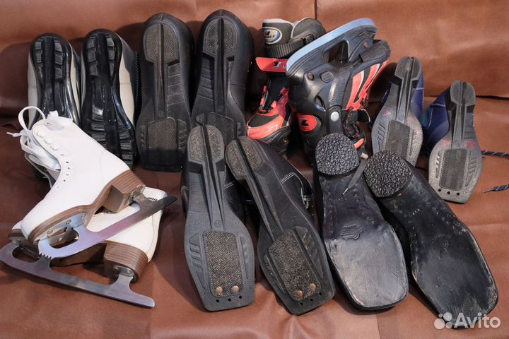 Коньки, лыжные ботинки