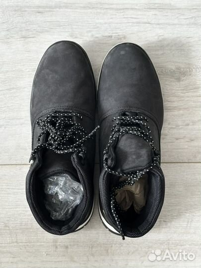 Новые кожаные ботинки Levi’s (leather shoes)