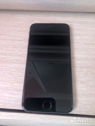 iPhone 6S, 64 ГБ