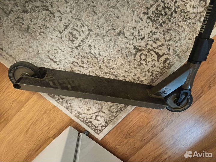 Самокат tech team goliath