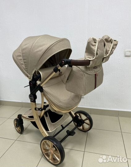 Продам коляску 3 в 1