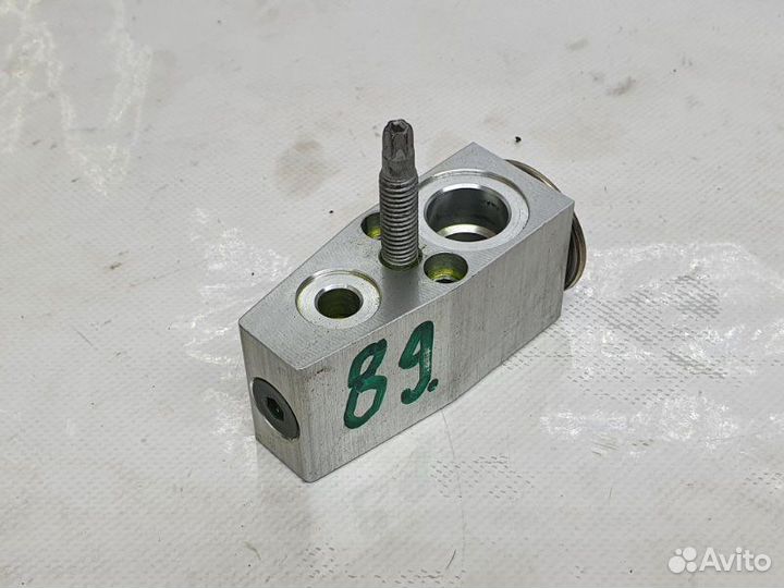 Клапан кондиционера Ford Explorer 5 3.5 2011