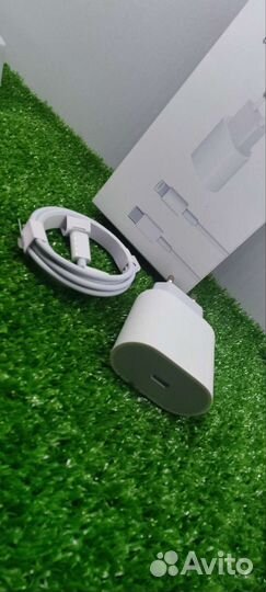 Зарядное устройство на iPhone 2в1
