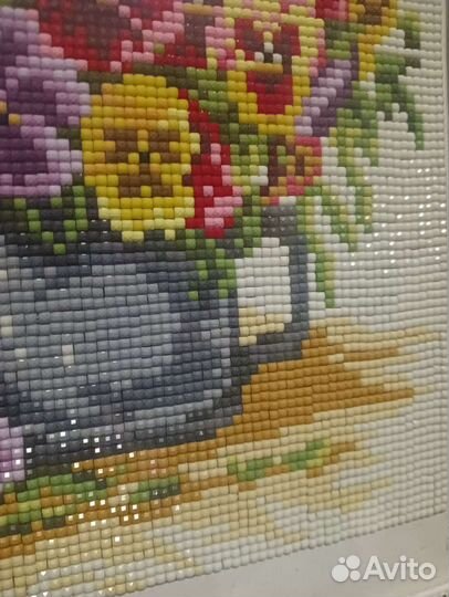 Картины алмазная и картина красками каждая