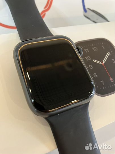Apple Watch SE 44mm Space Gray рст